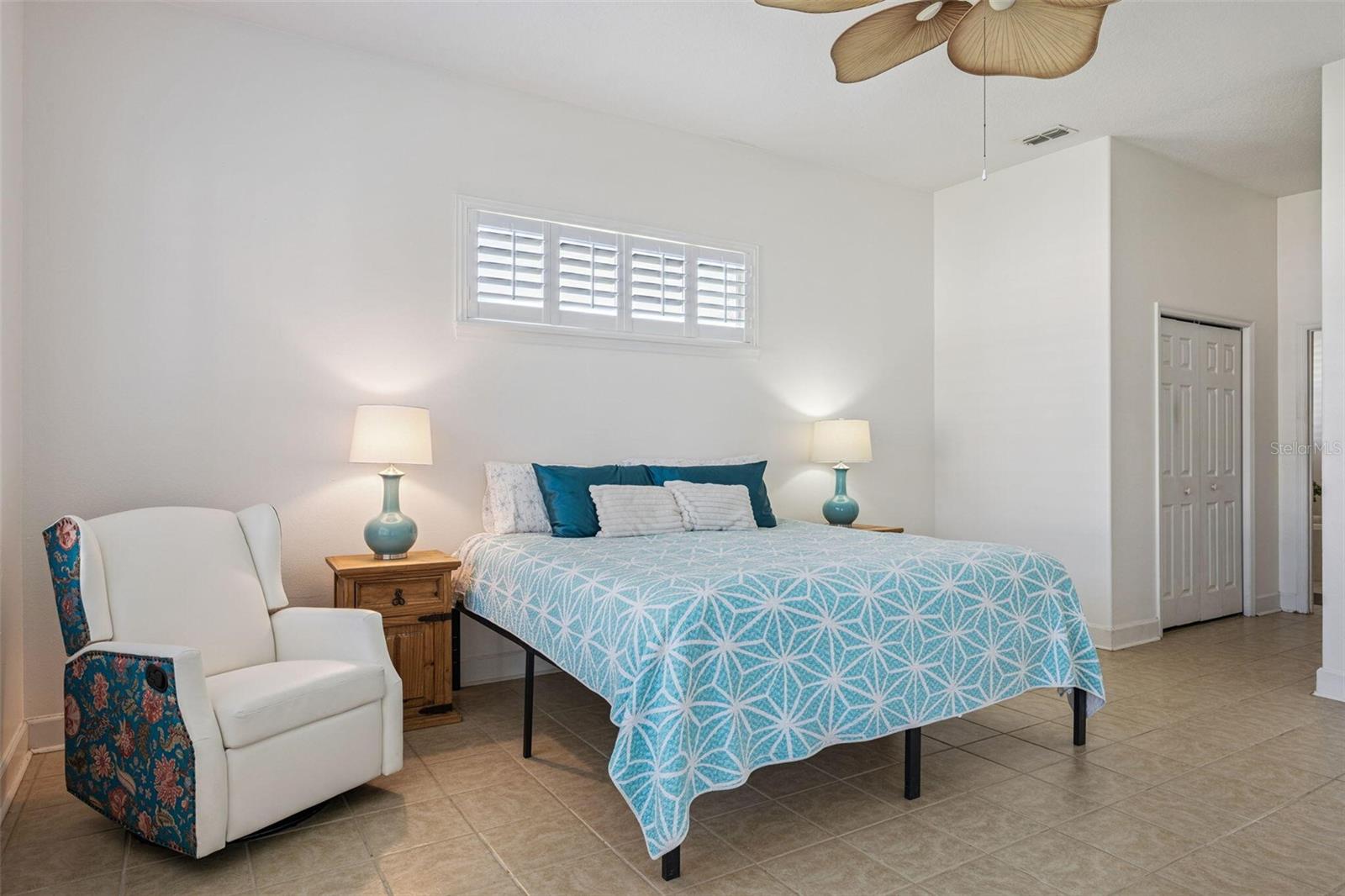 8072 CANYON LAKE CIR, ORLANDO, FL, 32835