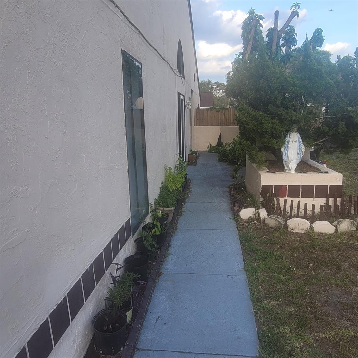 639 GOLDEN SUNSHINE CIR, ORLANDO, FL, 32807