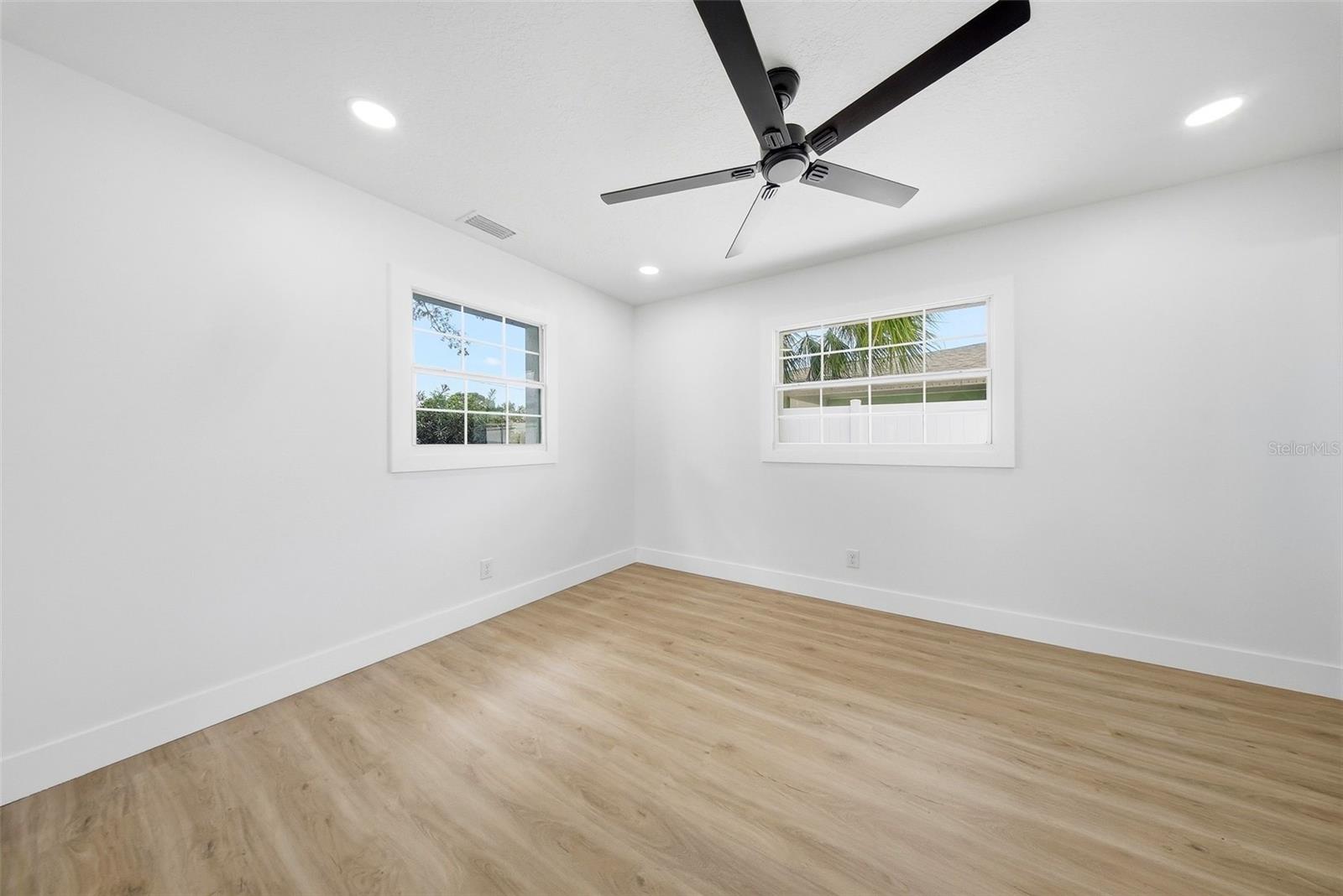 3700 72 ST N, ST PETERSBURG, FL, 33710