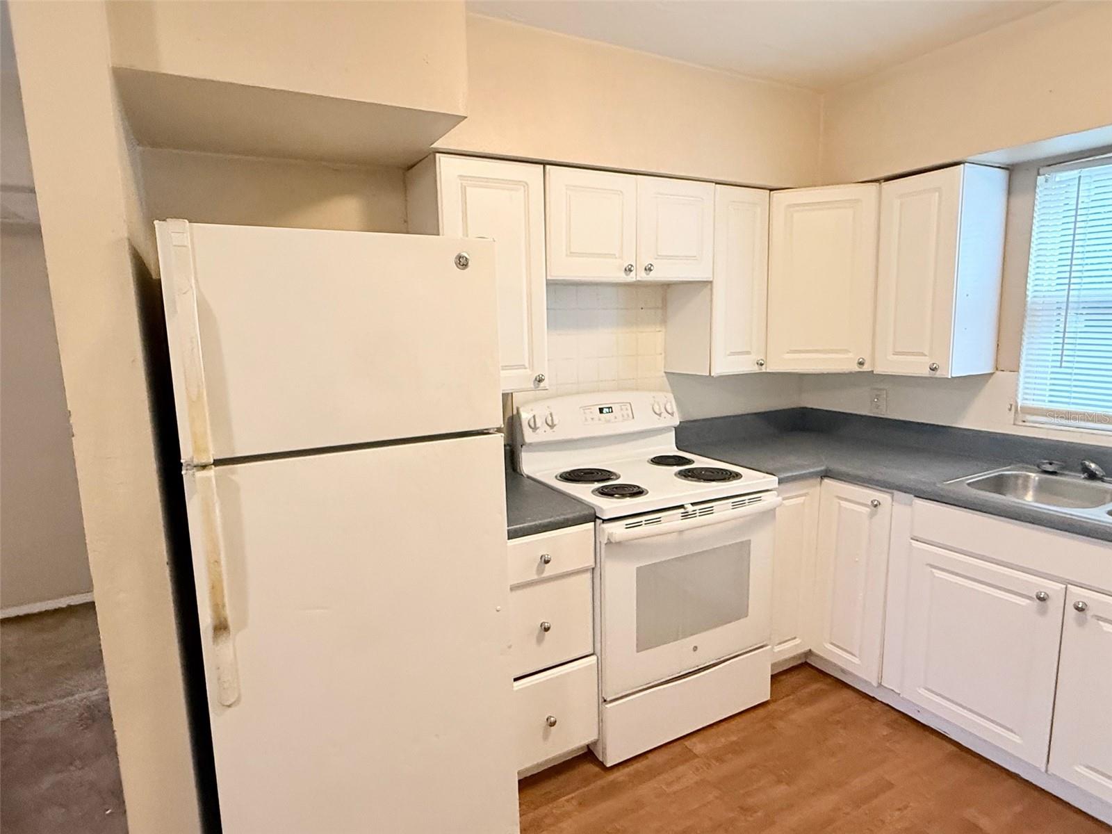 1650 30TH AVE N, ST PETERSBURG, FL, 33713