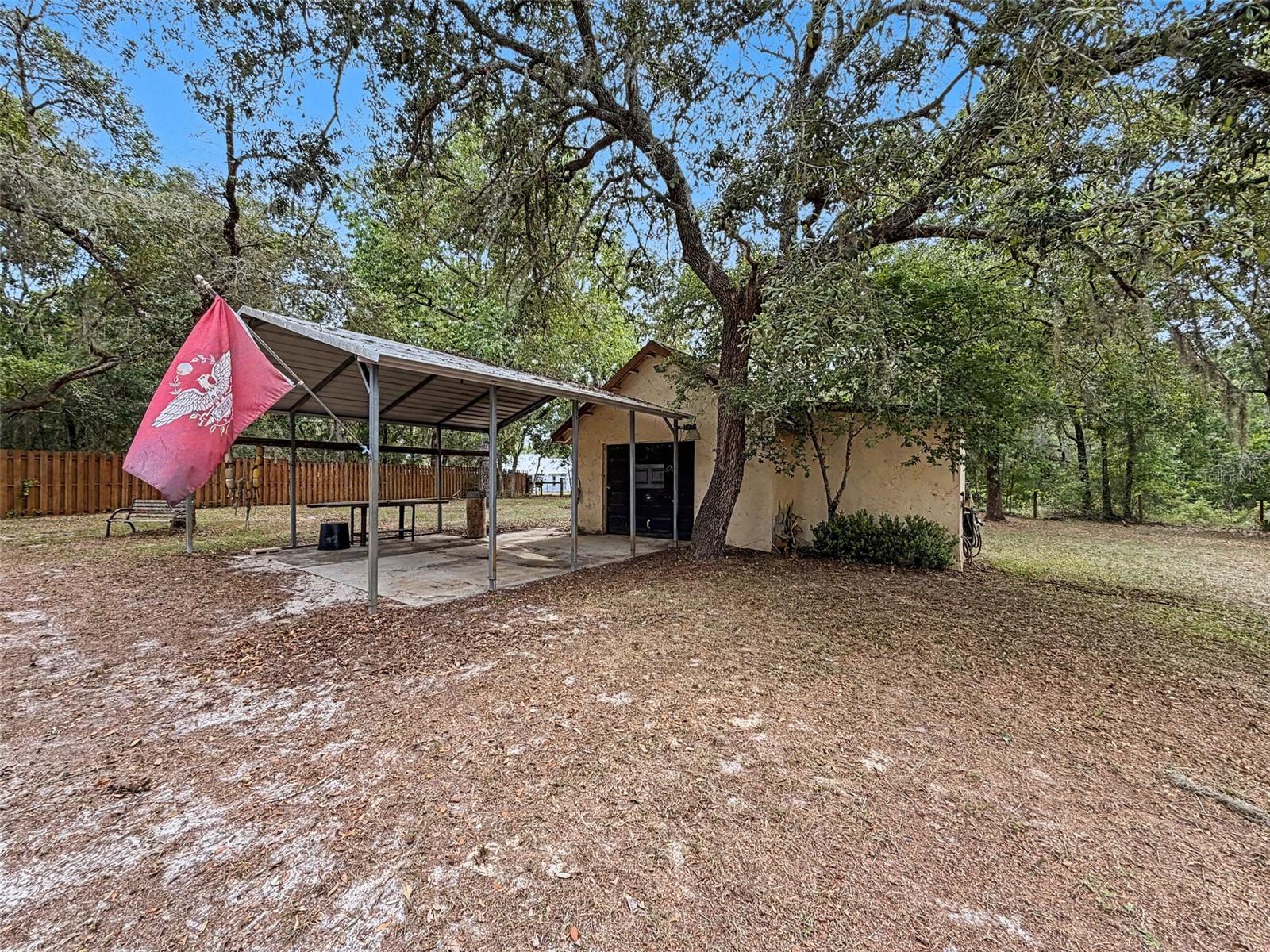 7111 RICKER AVE, WEBSTER, FL, 33597