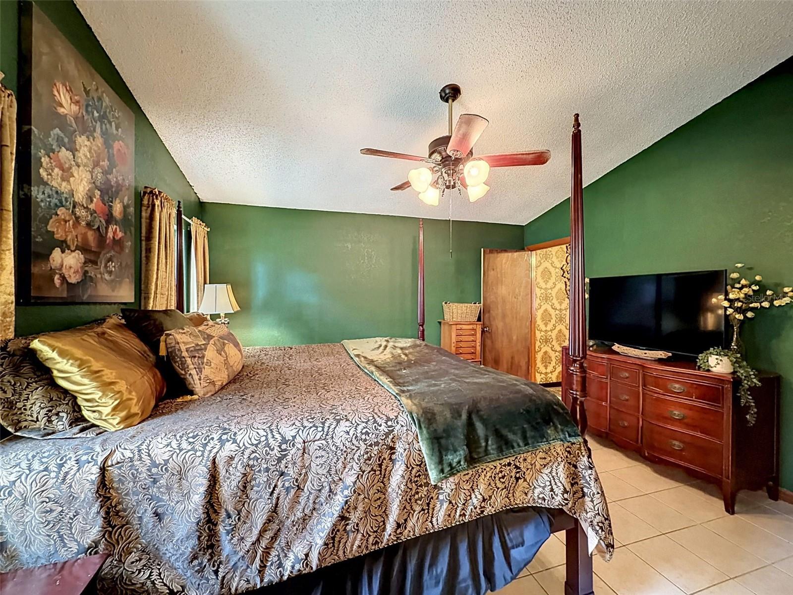 7111 RICKER AVE, WEBSTER, FL, 33597