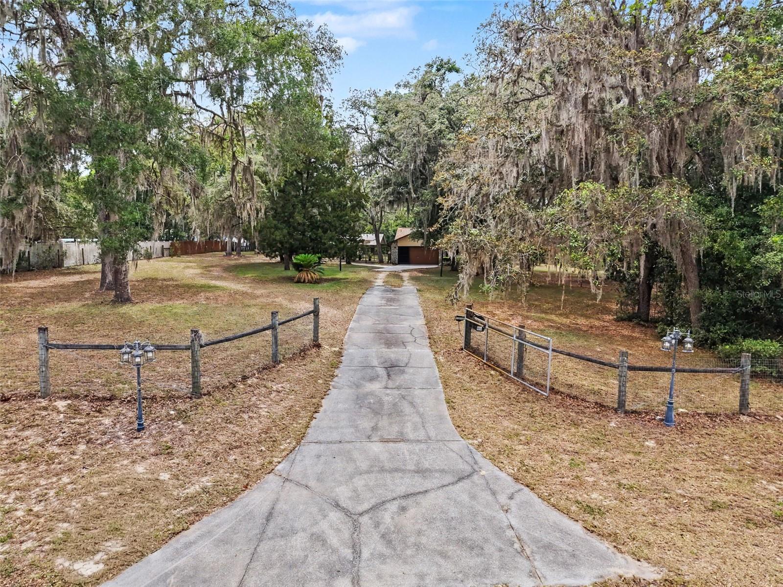 7111 RICKER AVE, WEBSTER, FL, 33597
