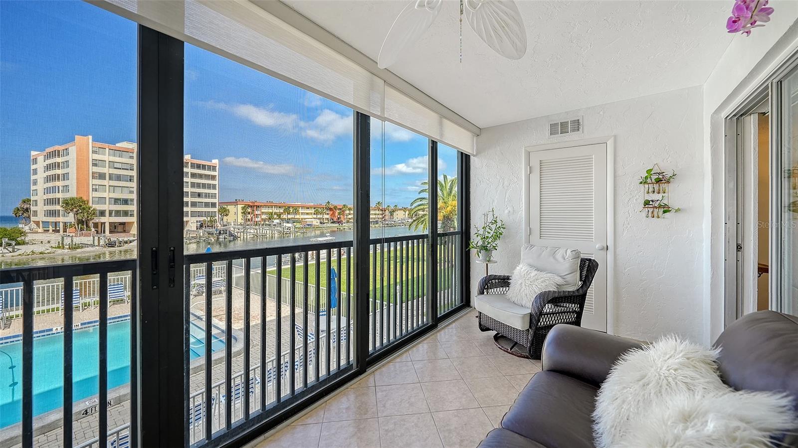 9200 MIDNIGHT PASS RD #25, SARASOTA, FL, 34242