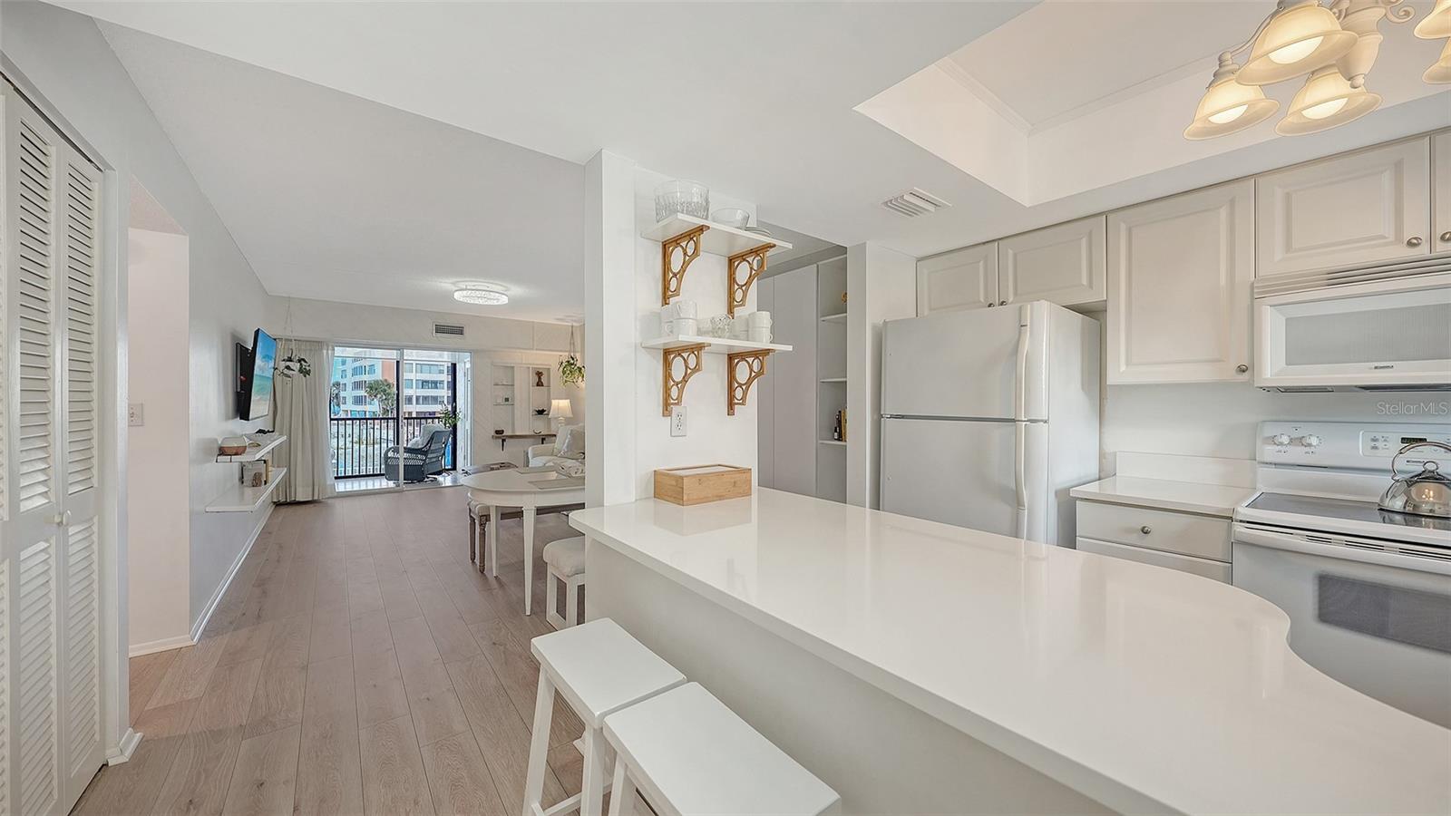 9200 MIDNIGHT PASS RD #25, SARASOTA, FL, 34242