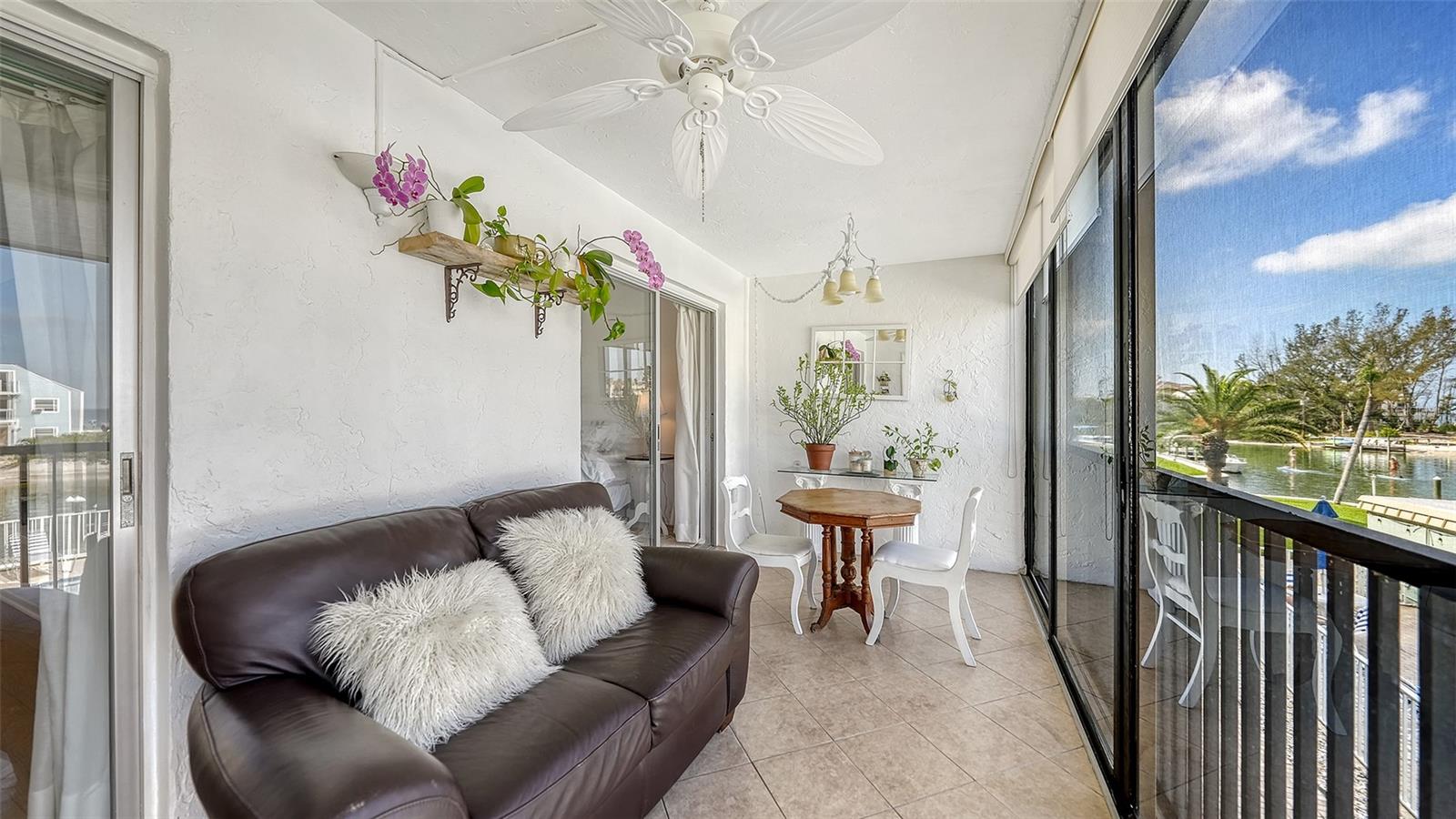 9200 MIDNIGHT PASS RD #25, SARASOTA, FL, 34242