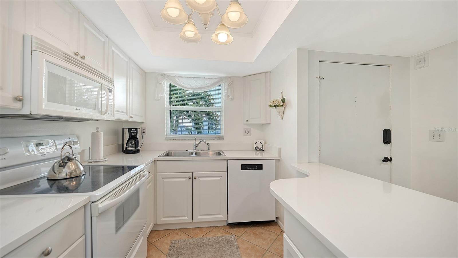 9200 MIDNIGHT PASS RD #25, SARASOTA, FL, 34242