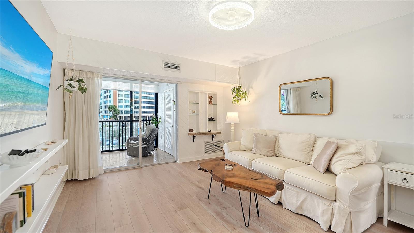 9200 MIDNIGHT PASS RD #25, SARASOTA, FL, 34242
