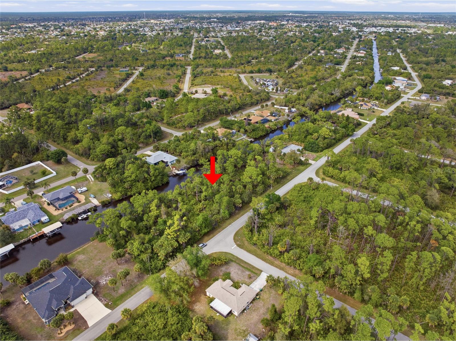 425 CHESHIRE ST, PORT CHARLOTTE, FL, 33953