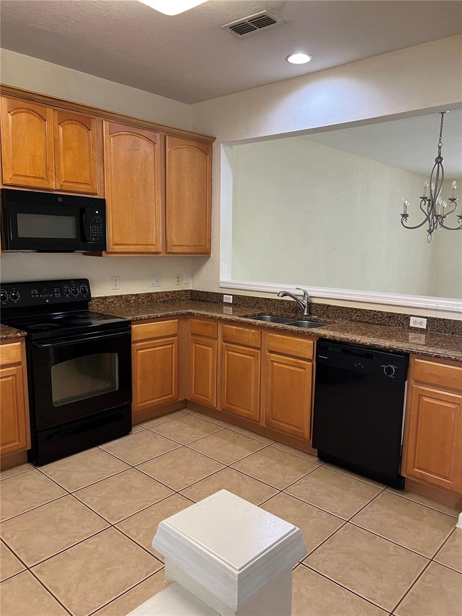 7041 CADIZ BLVD, ORLANDO, FL, 32819