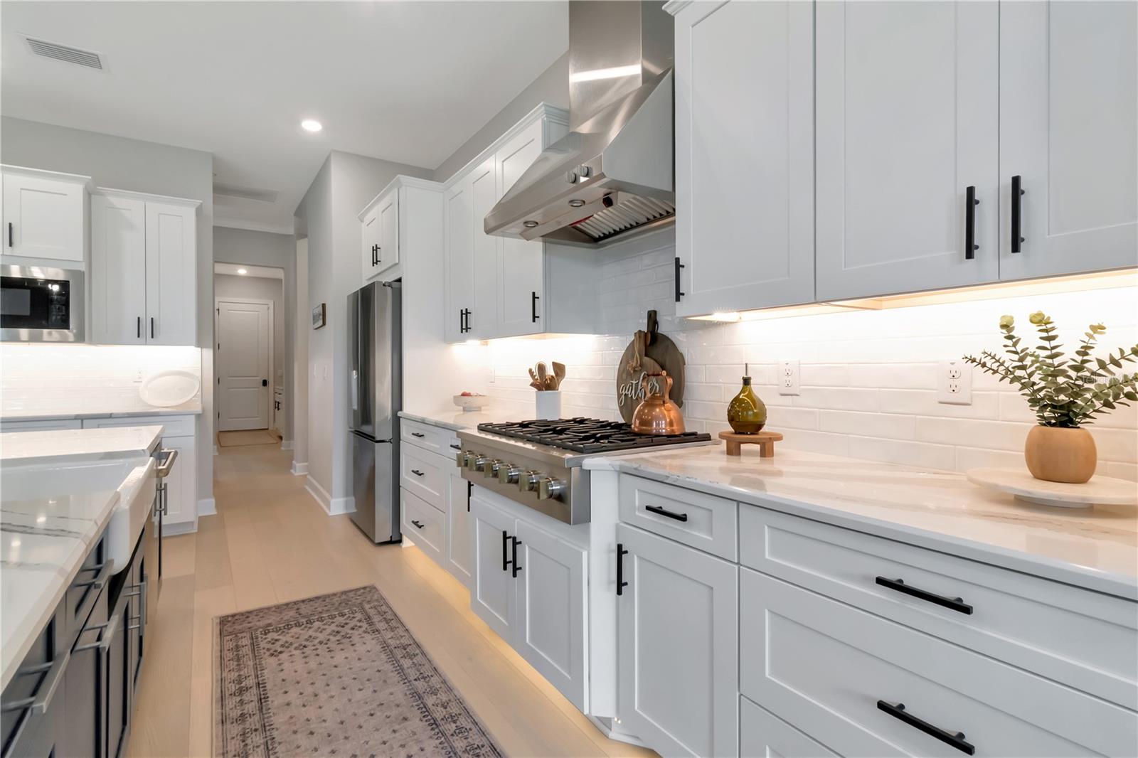 2686 MEANDER CV, WESLEY CHAPEL, FL, 33543