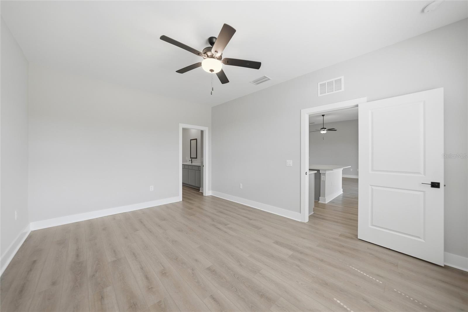 5104 MUNHALL ST, PORT CHARLOTTE, FL, 33981