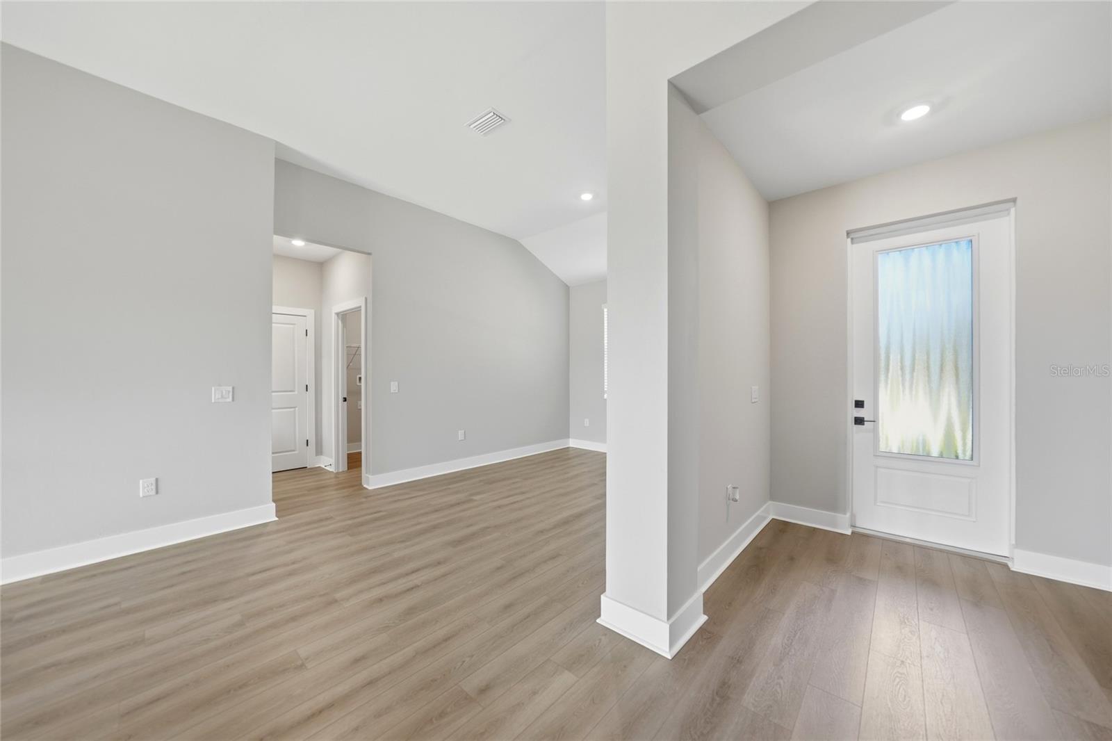 5104 MUNHALL ST, PORT CHARLOTTE, FL, 33981