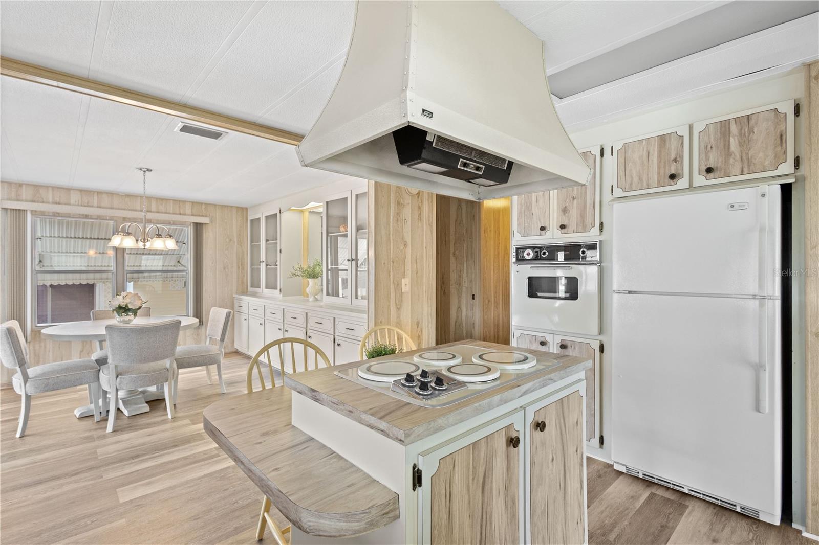 320 TROPIC DR, OSPREY, FL, 34229