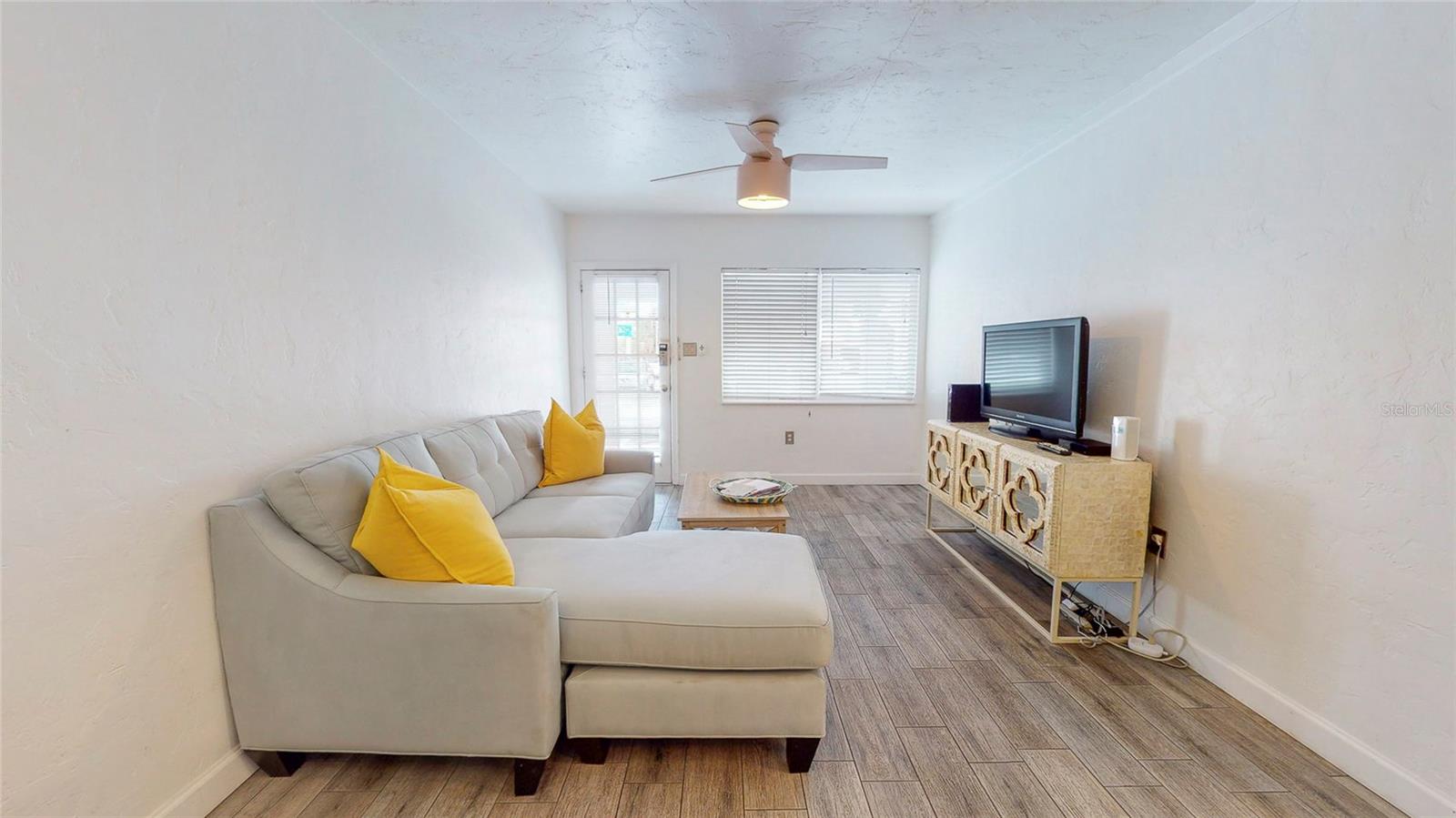 10200 GULF BLVD, TREASURE ISLAND, FL, 33706