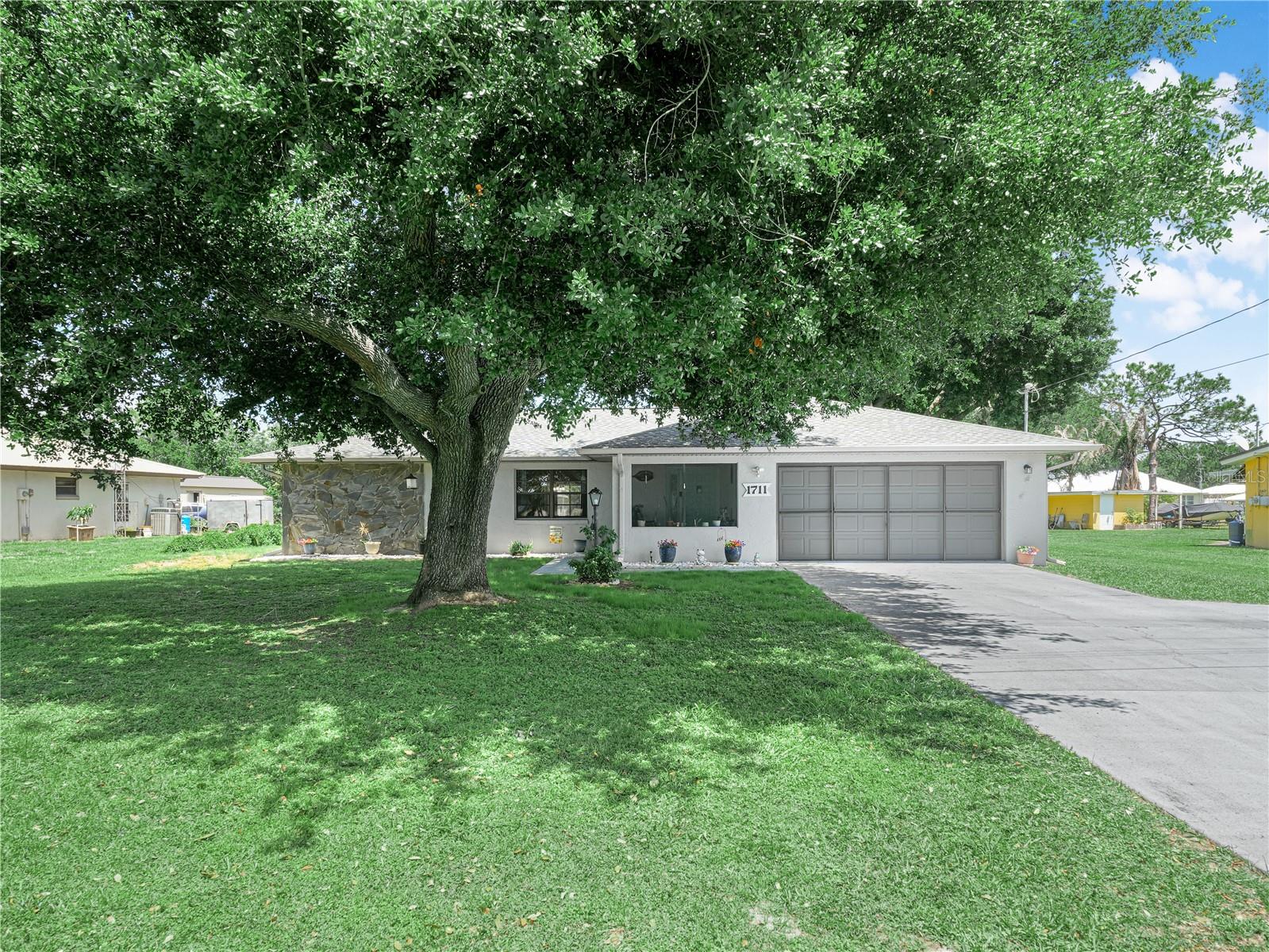 1711 LAKE CLAY DR, LAKE PLACID, FL, 33852