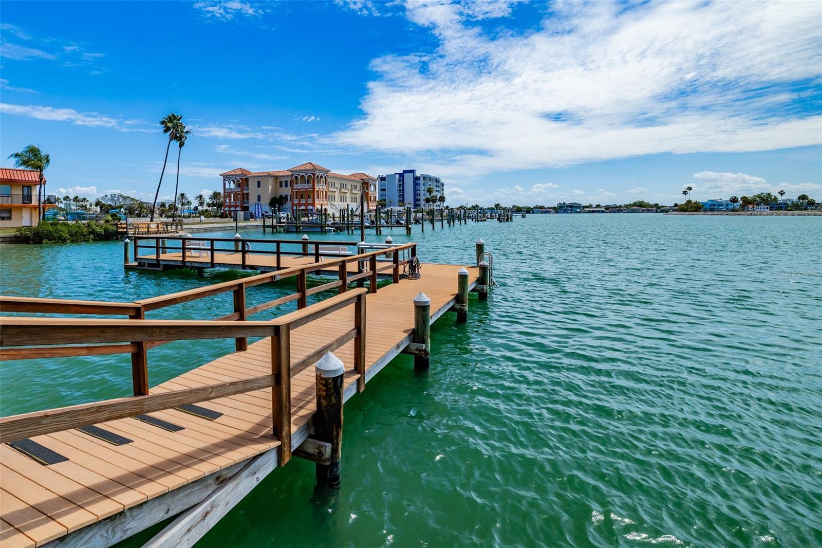 10355 PARADISE BLVD #511, TREASURE ISLAND, FL, 33706