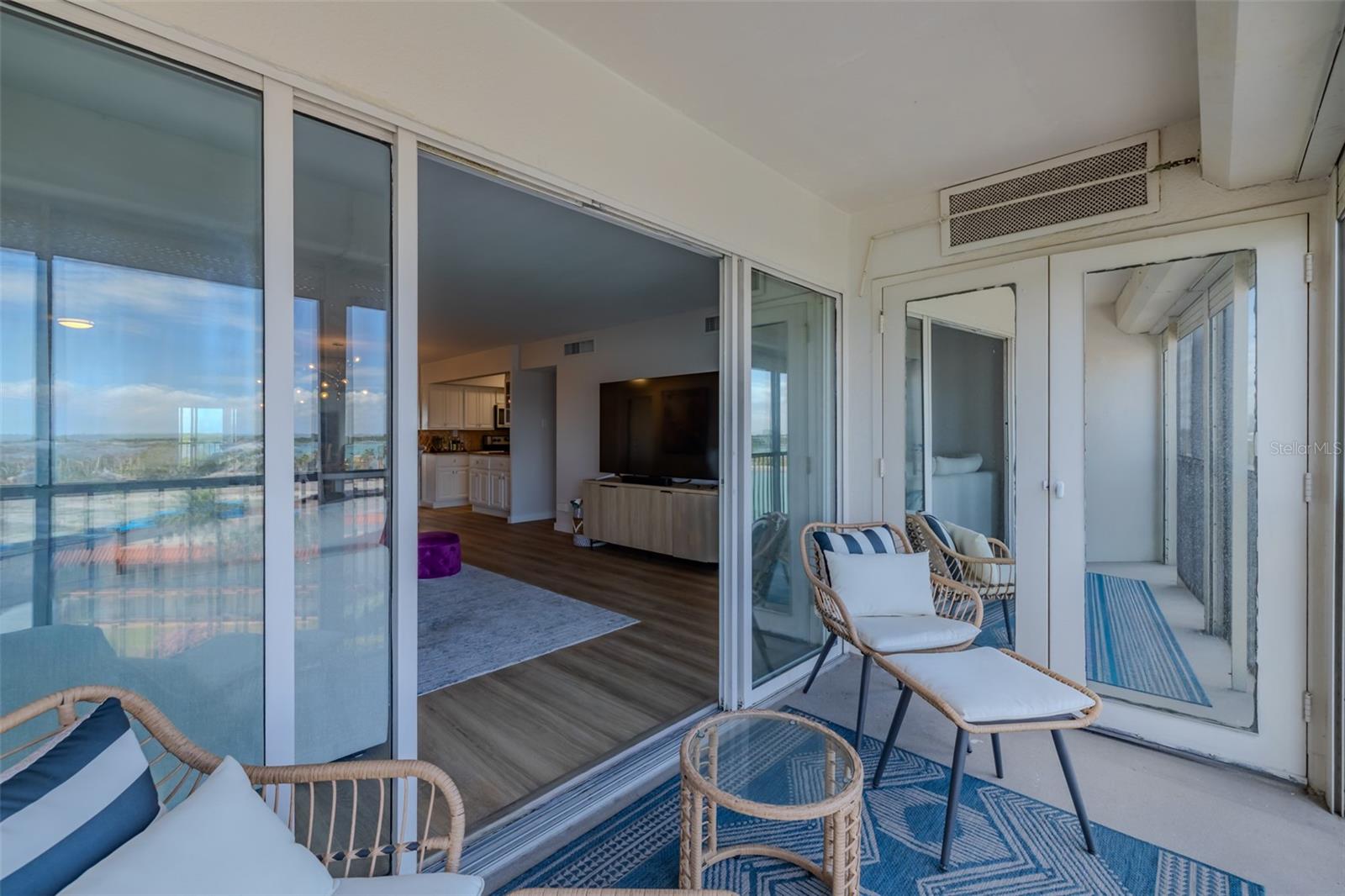 10355 PARADISE BLVD #511, TREASURE ISLAND, FL, 33706
