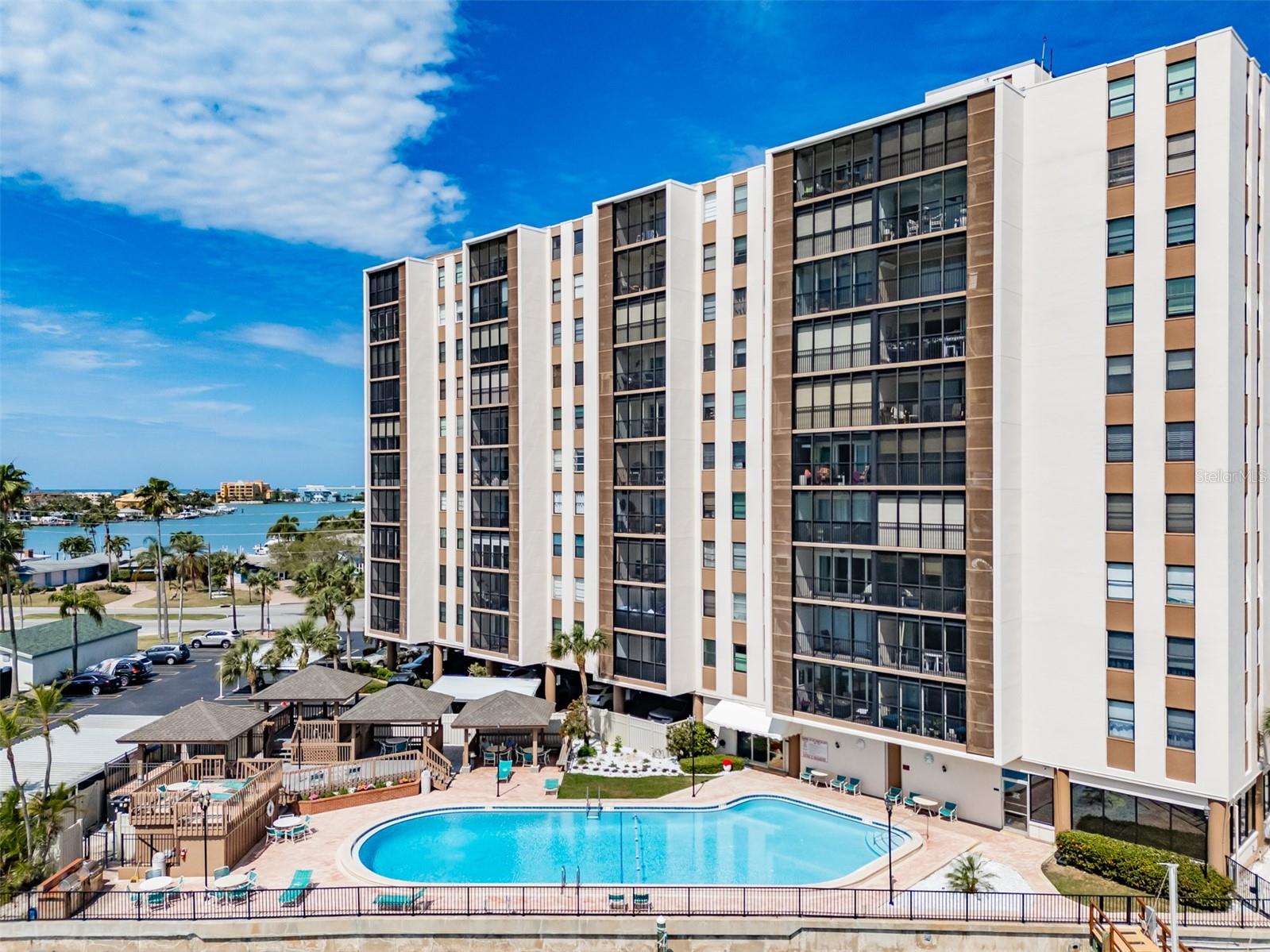 10355 PARADISE BLVD #511, TREASURE ISLAND, FL, 33706