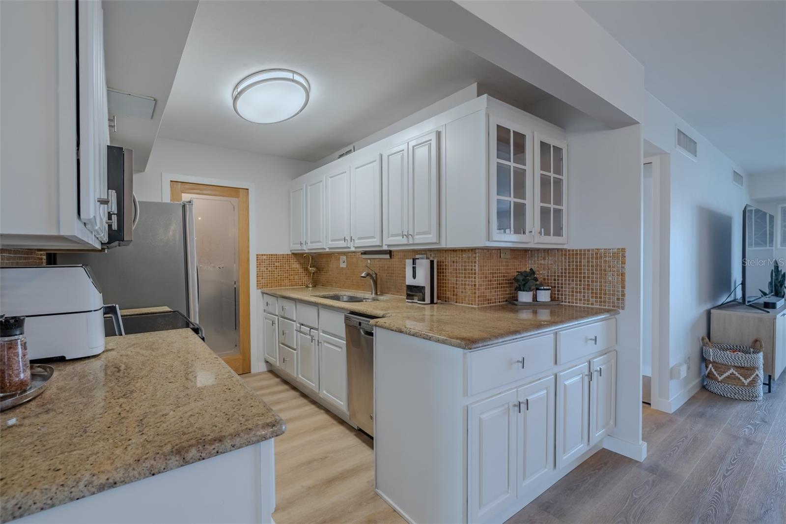 10355 PARADISE BLVD #511, TREASURE ISLAND, FL, 33706