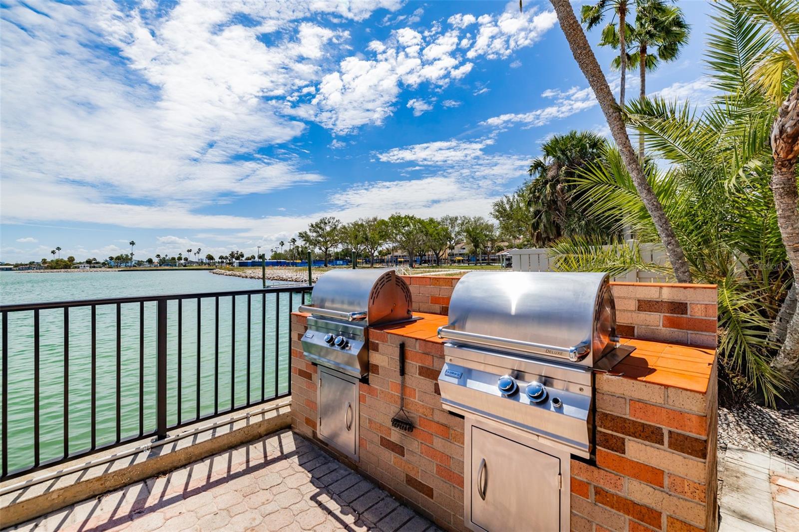 10355 PARADISE BLVD #511, TREASURE ISLAND, FL, 33706