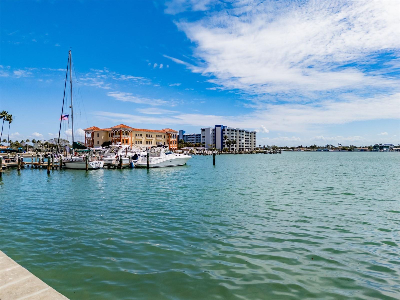 10355 PARADISE BLVD #511, TREASURE ISLAND, FL, 33706