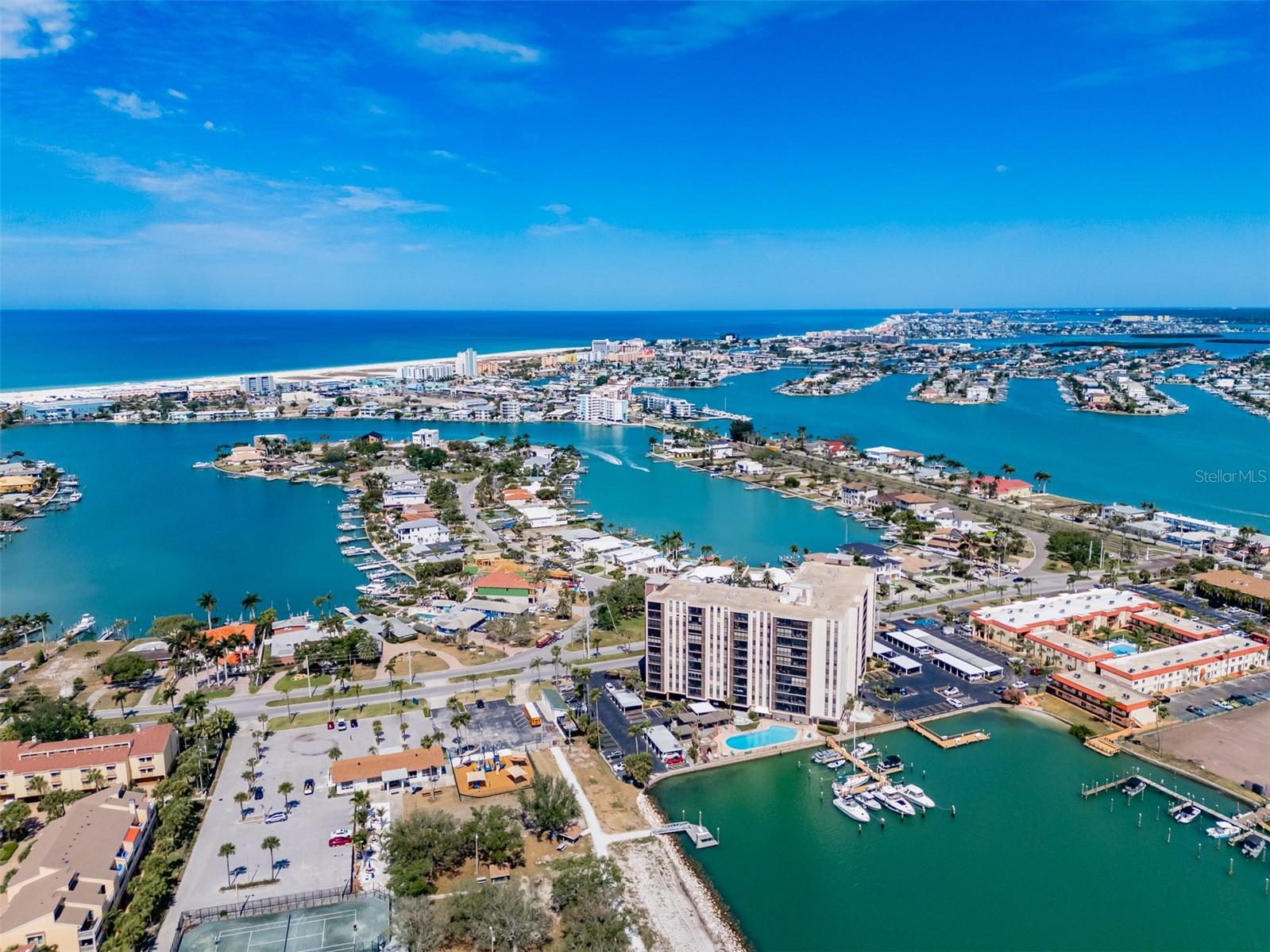 10355 PARADISE BLVD #511, TREASURE ISLAND, FL, 33706