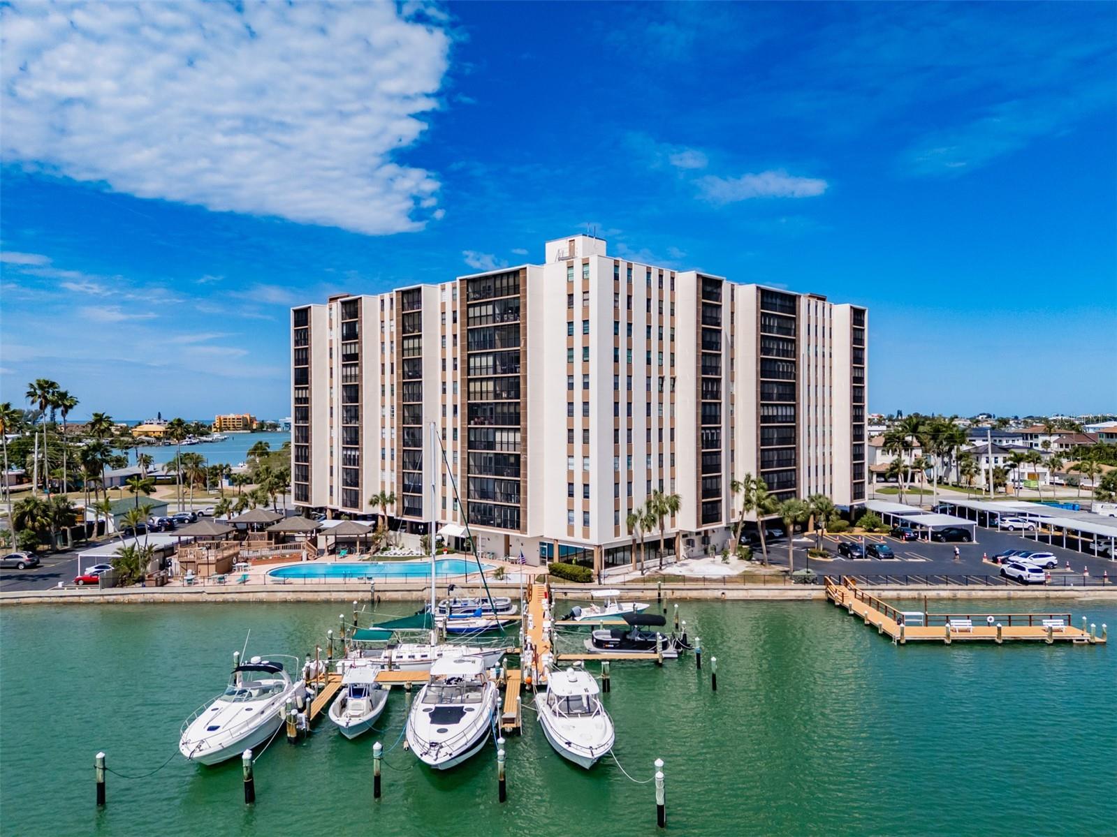 10355 PARADISE BLVD #511, TREASURE ISLAND, FL, 33706