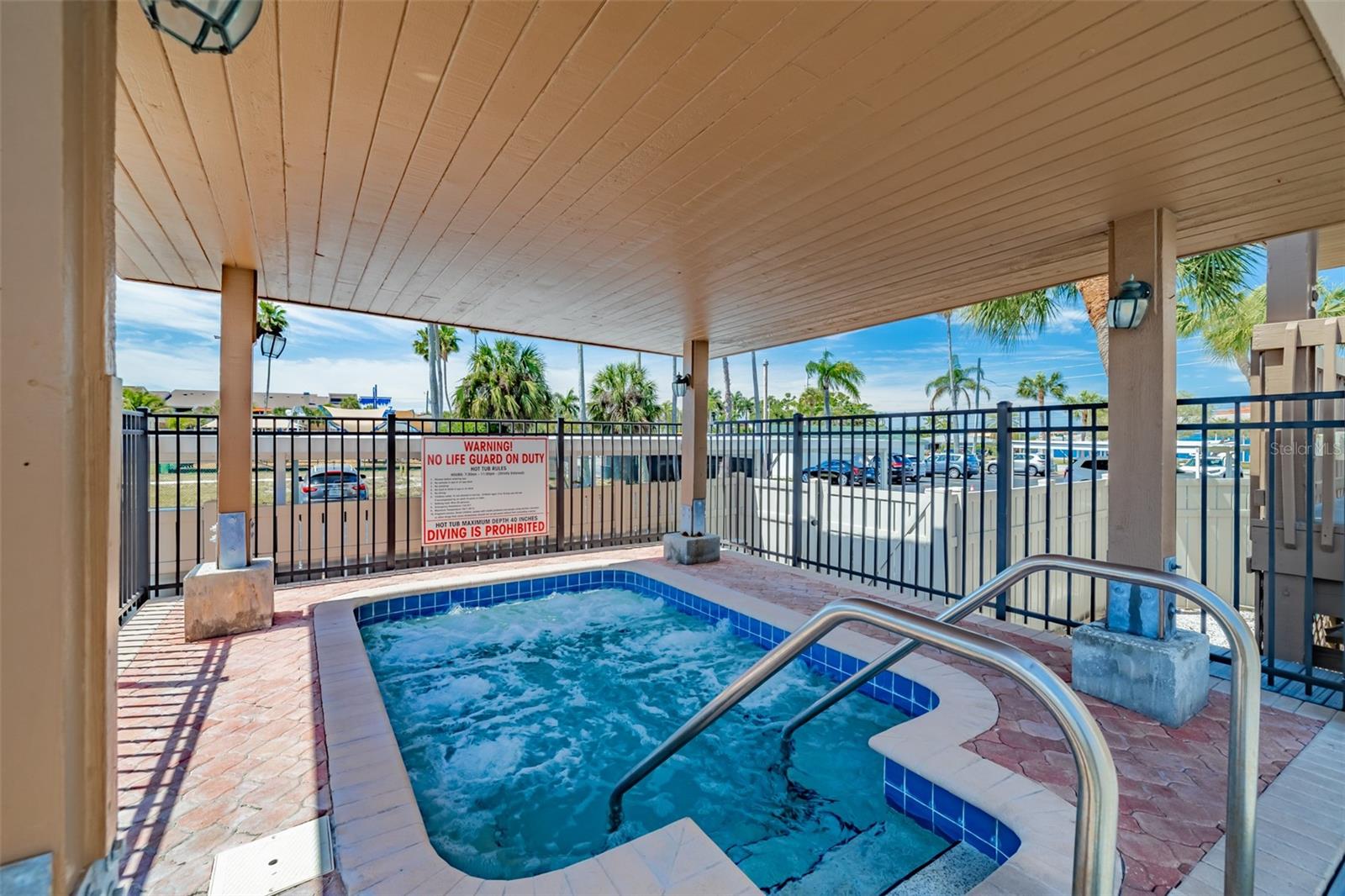 10355 PARADISE BLVD #511, TREASURE ISLAND, FL, 33706