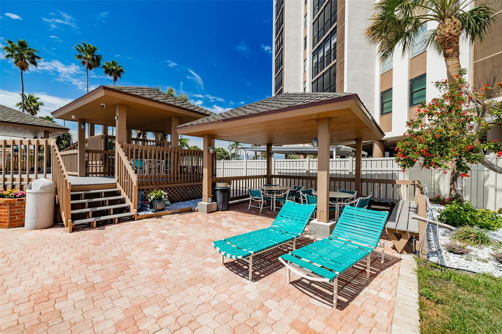 10355 PARADISE BLVD #511, TREASURE ISLAND, FL, 33706