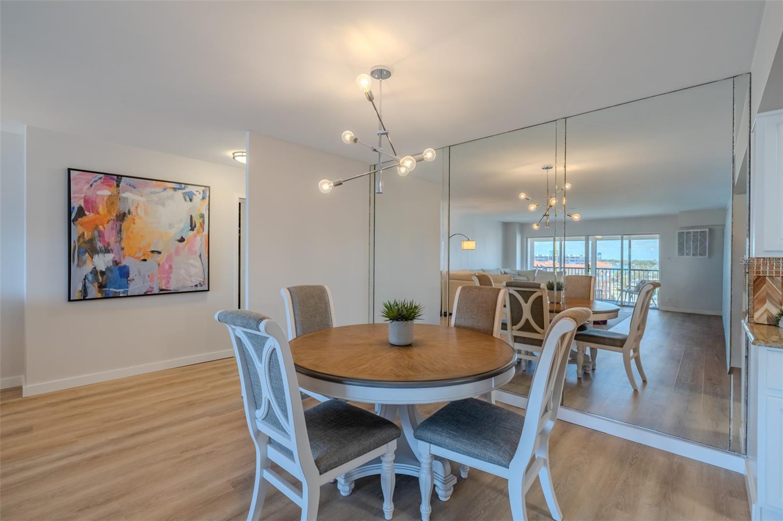 10355 PARADISE BLVD #511, TREASURE ISLAND, FL, 33706