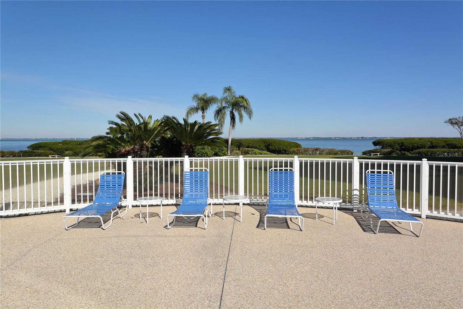 1930 HARBOURSIDE DR #122, LONGBOAT KEY, FL, 34228
