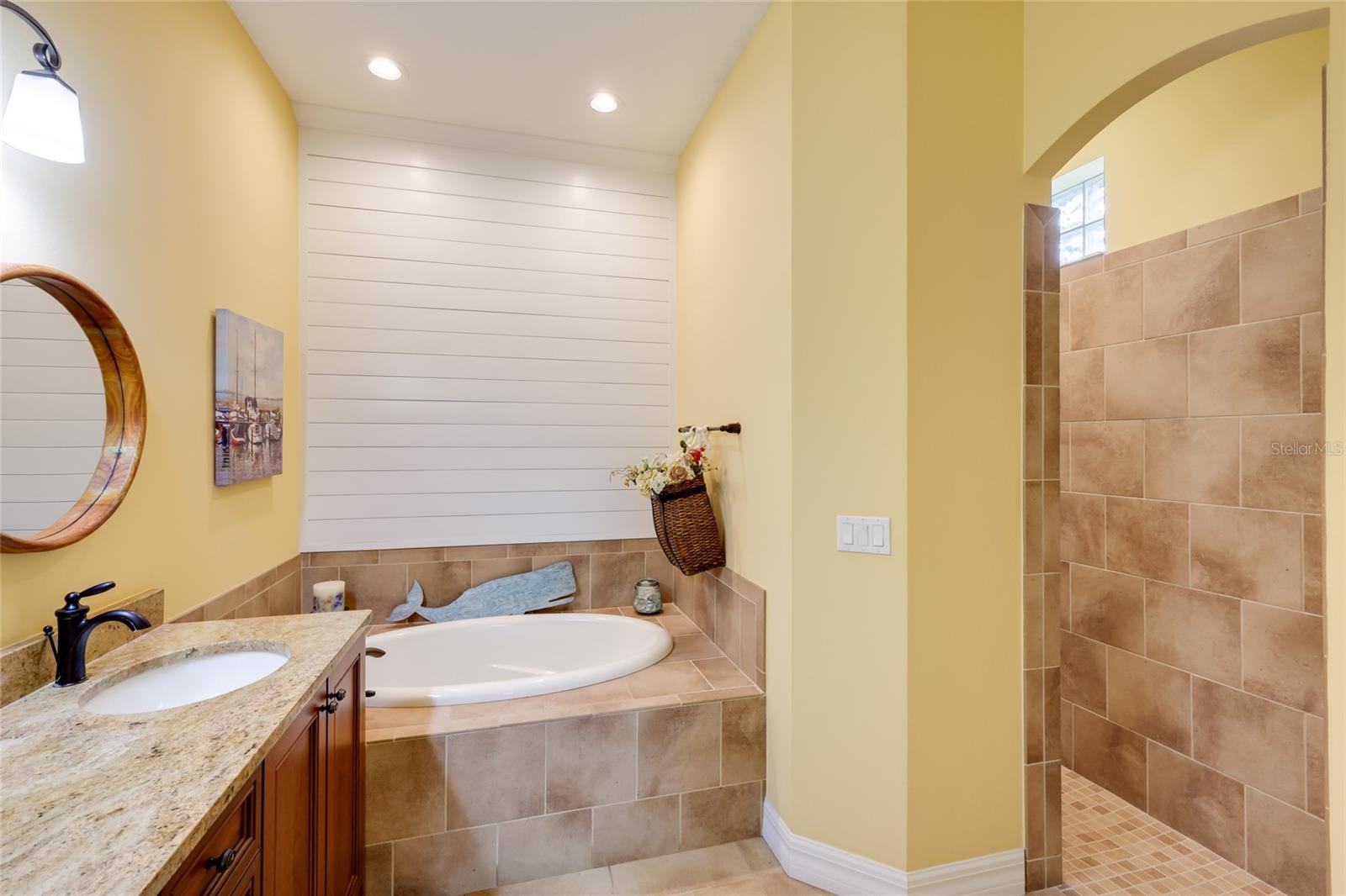 5011 TOBERMORY WAY, BRADENTON, FL, 34211