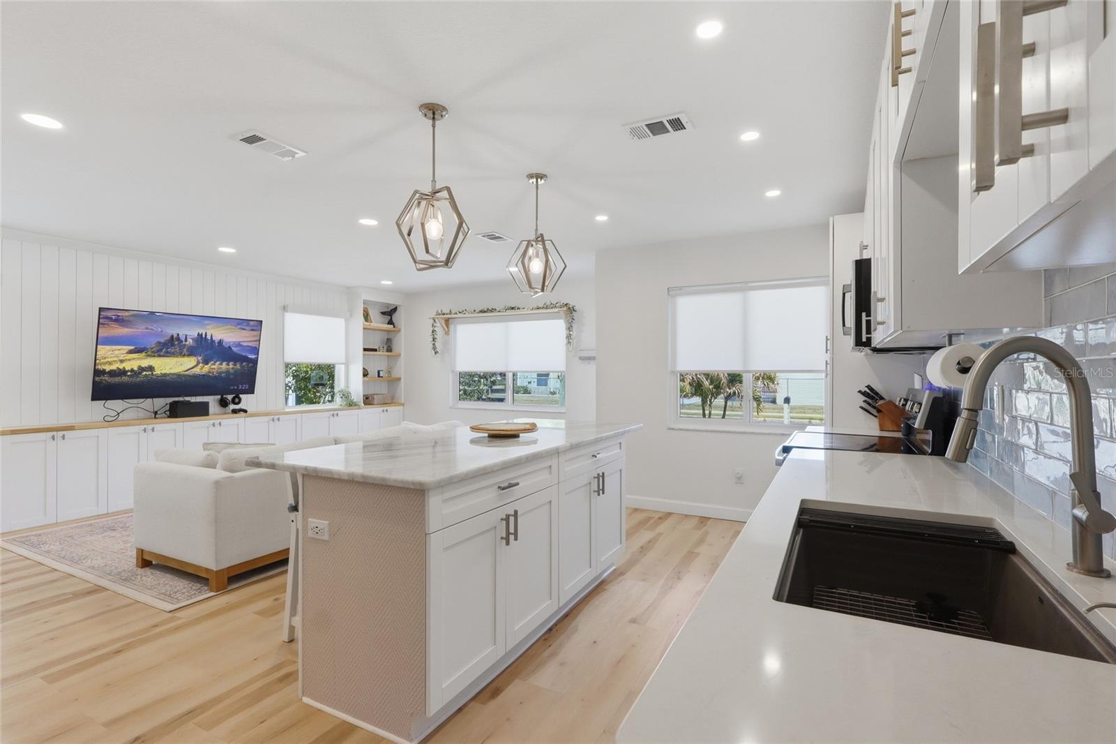 7205 S WEST SHORE BLVD, TAMPA, FL, 33616