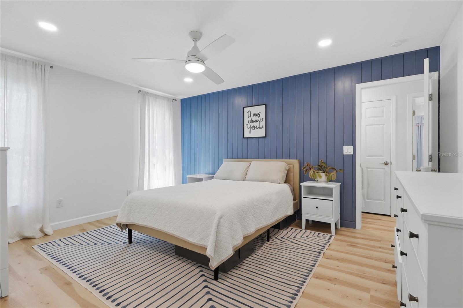 7205 S WEST SHORE BLVD, TAMPA, FL, 33616