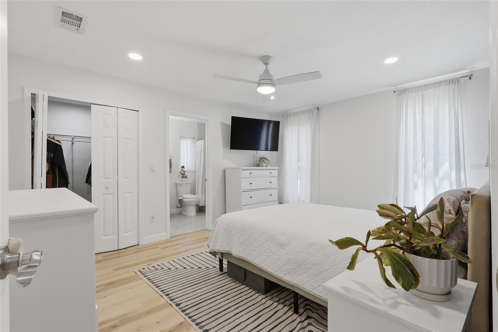 7205 S WEST SHORE BLVD, TAMPA, FL, 33616