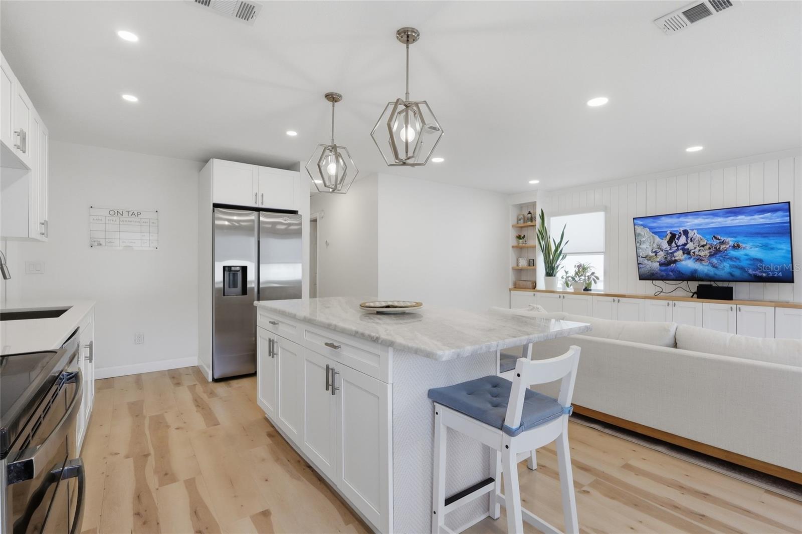 7205 S WEST SHORE BLVD, TAMPA, FL, 33616