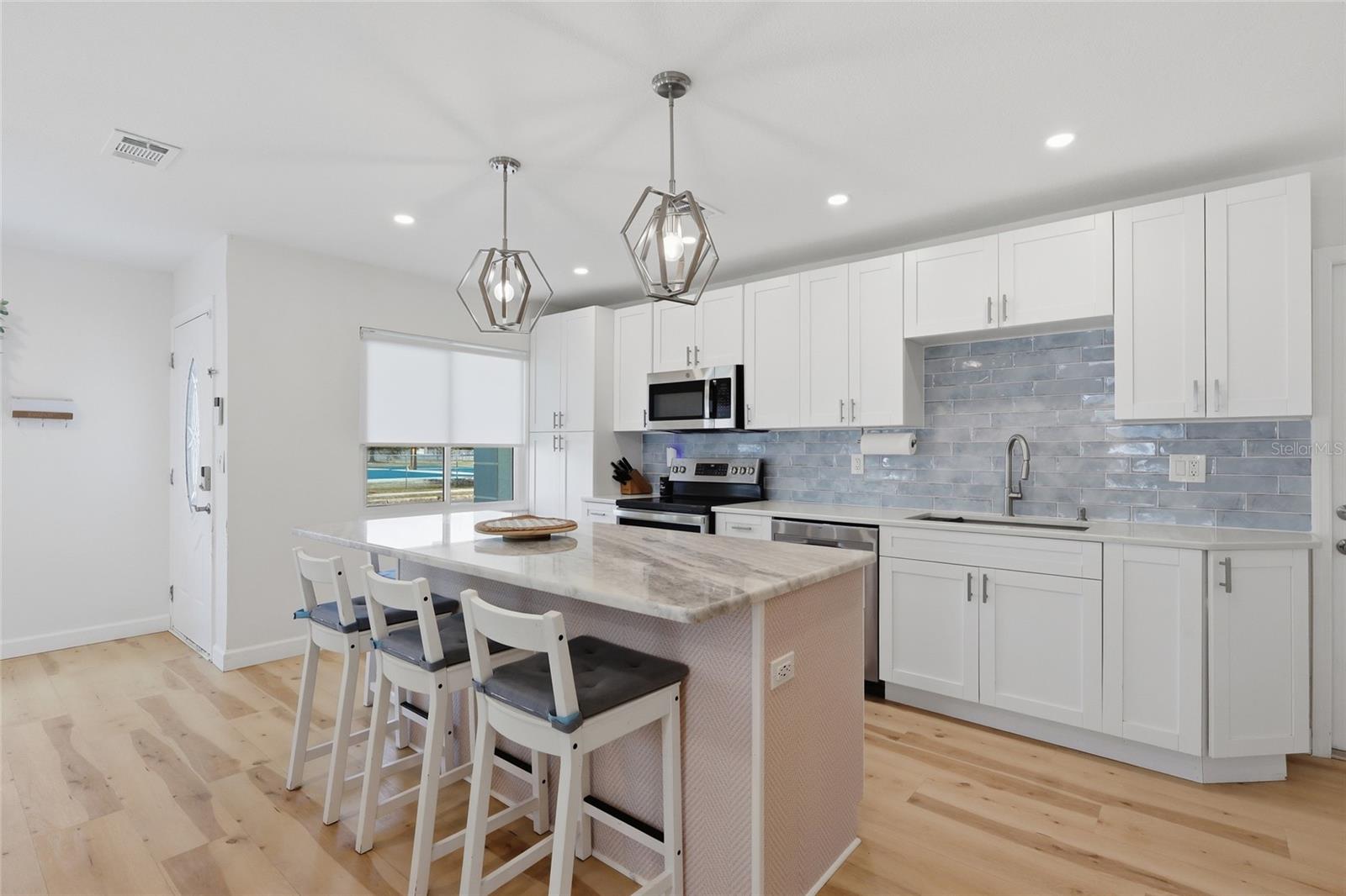 7205 S WEST SHORE BLVD, TAMPA, FL, 33616