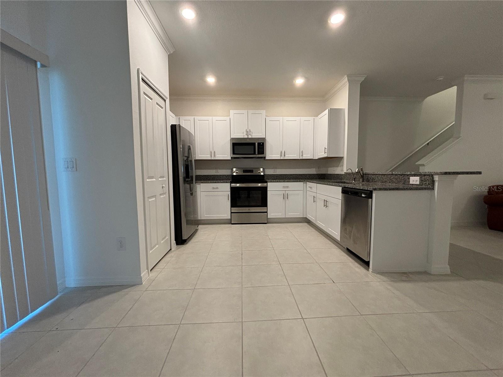 36425 CAMPFIRE TER, ZEPHYRHILLS, FL, 33541