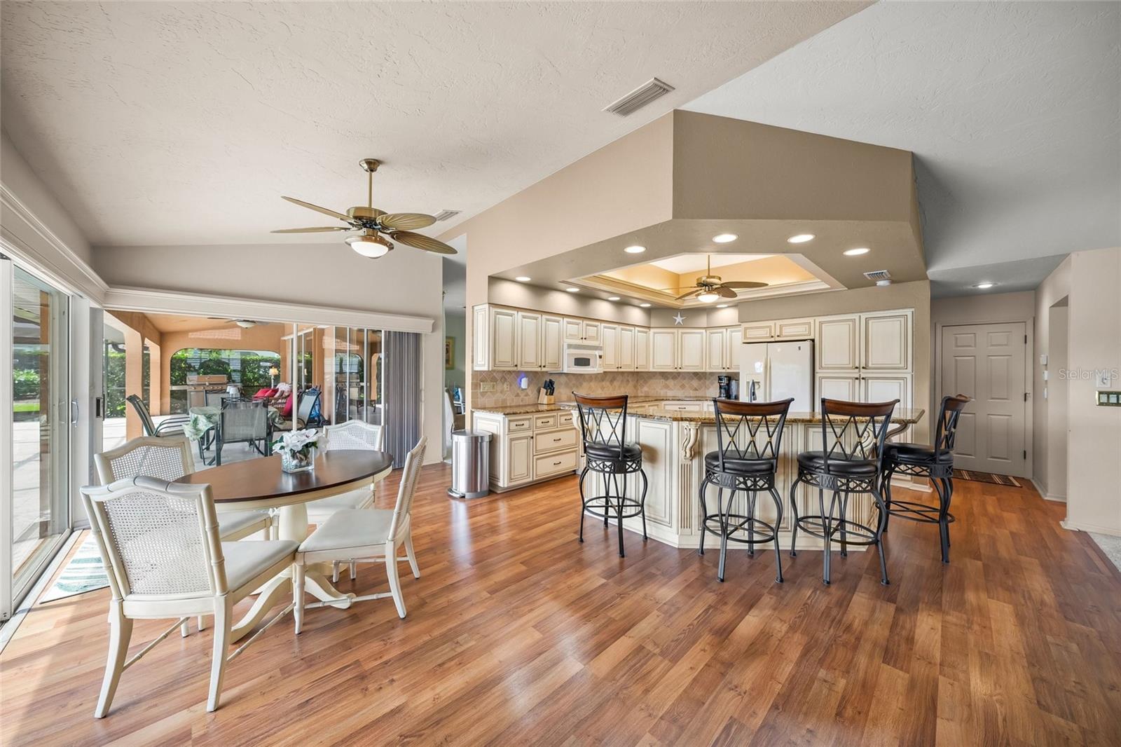 8838 WILD DUNES DR, SARASOTA, FL, 34241