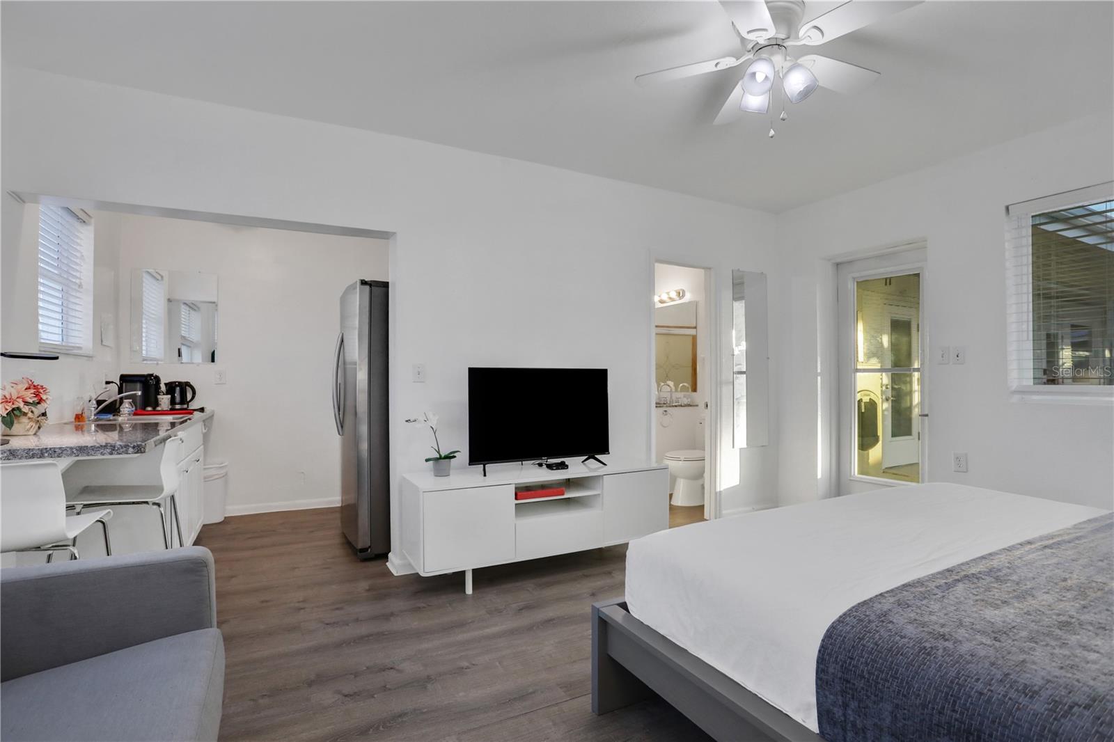 1204 S OCEAN SHORE BLVD, FLAGLER BEACH, FL, 32136