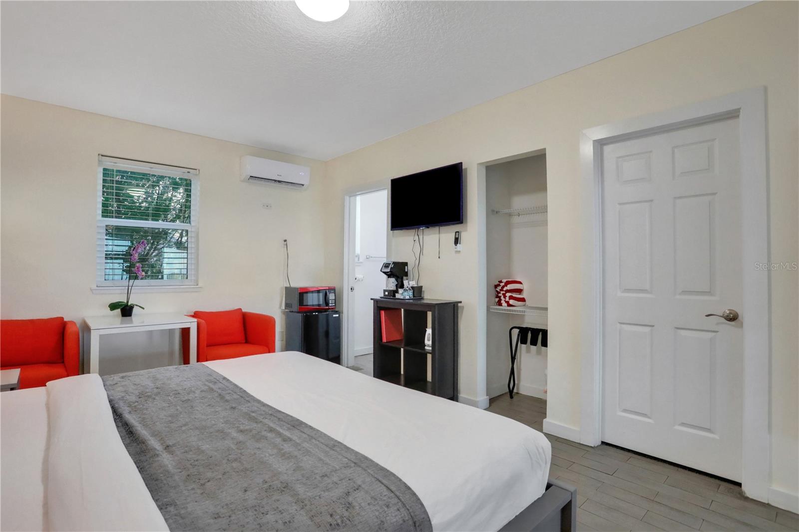 1204 S OCEAN SHORE BLVD, FLAGLER BEACH, FL, 32136