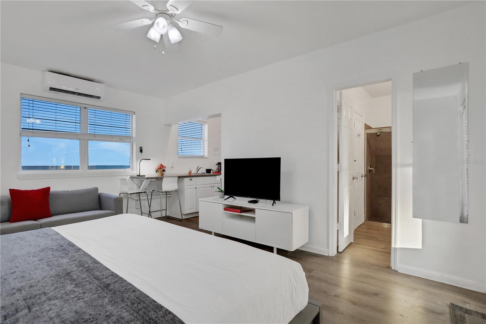 1204 S OCEAN SHORE BLVD, FLAGLER BEACH, FL, 32136