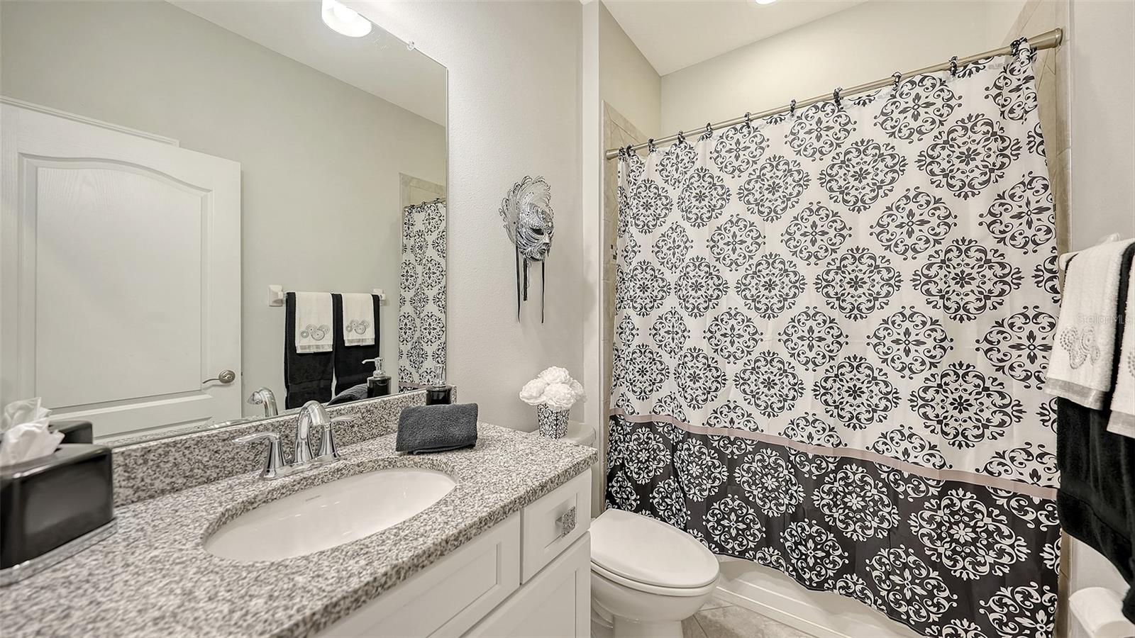 2858 ORIOLE DR, SARASOTA, FL, 34243