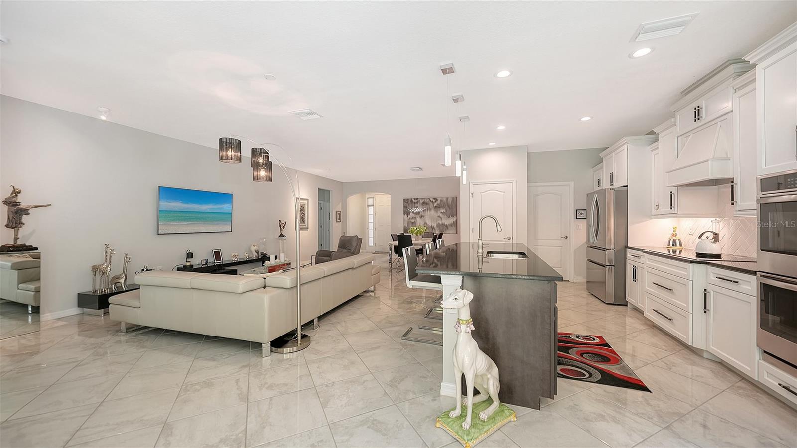 2858 ORIOLE DR, SARASOTA, FL, 34243