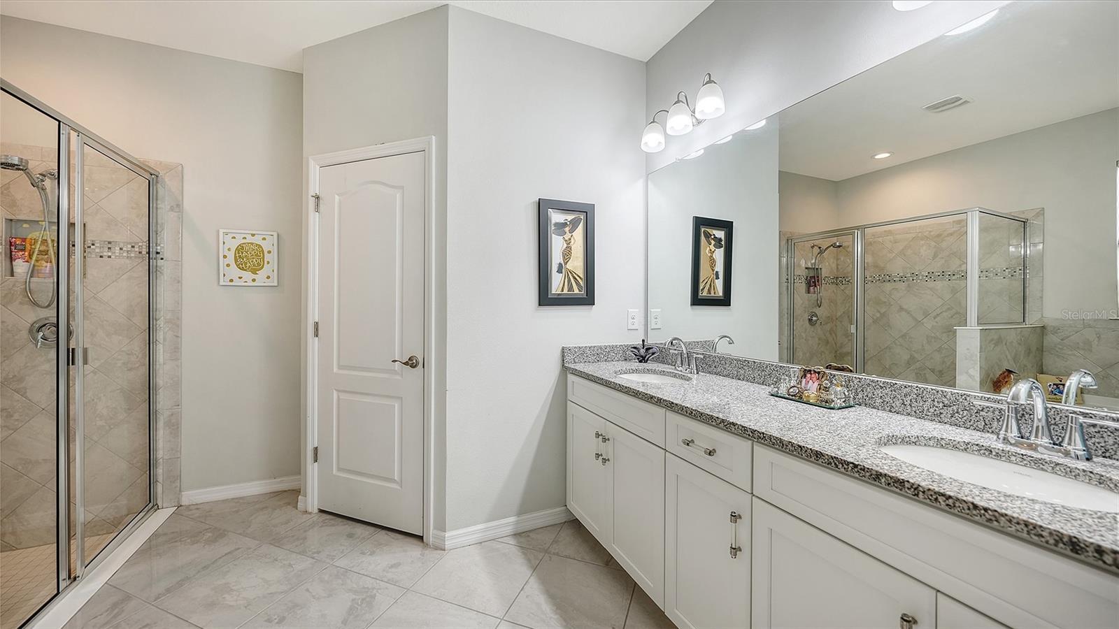 2858 ORIOLE DR, SARASOTA, FL, 34243
