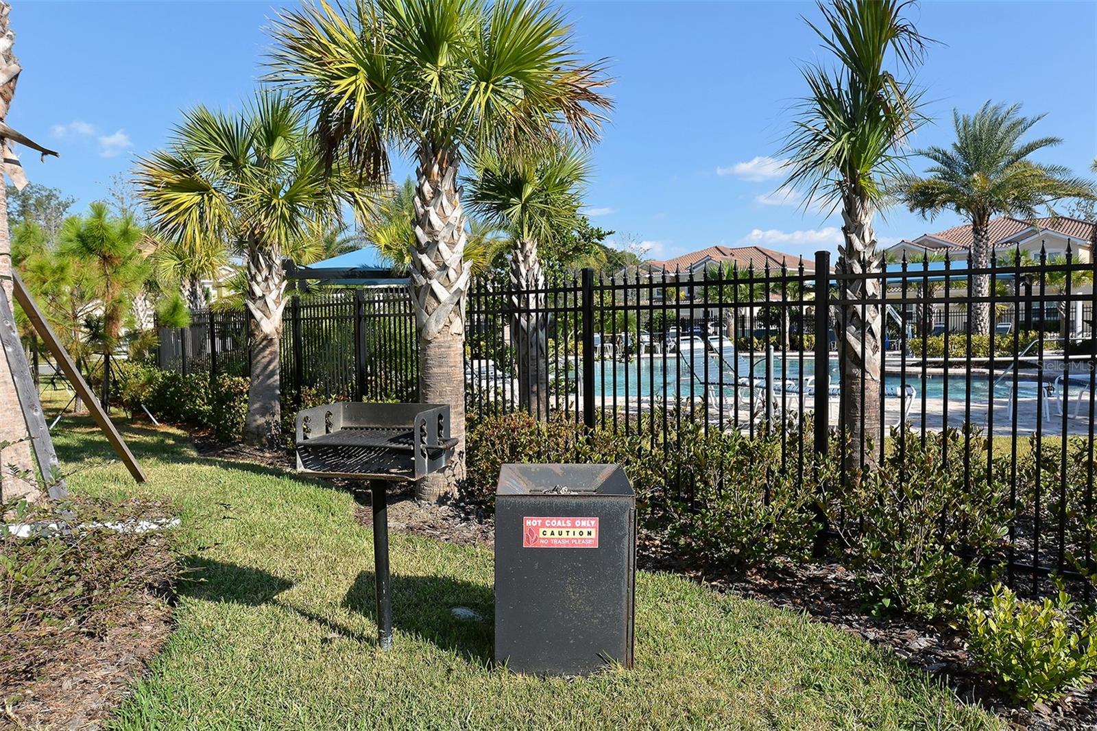 2858 ORIOLE DR, SARASOTA, FL, 34243