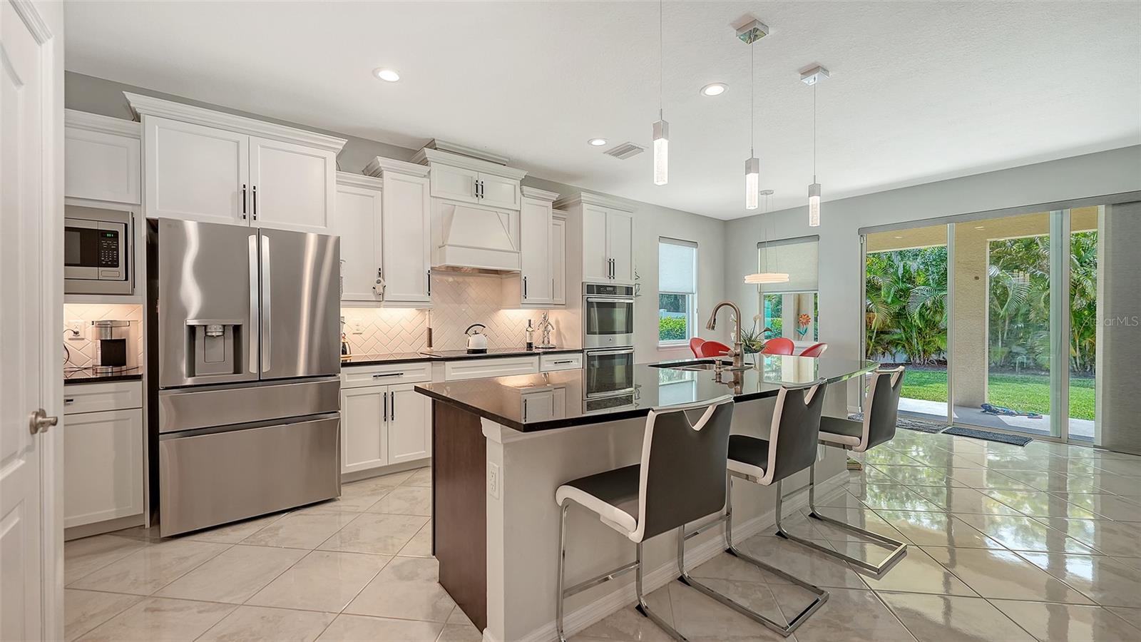 2858 ORIOLE DR, SARASOTA, FL, 34243