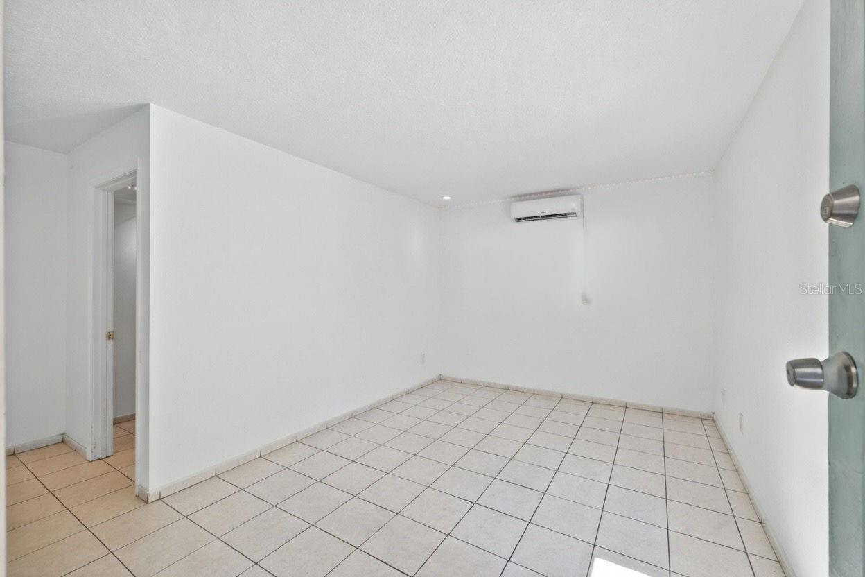4925 2ND AVE S, ST PETERSBURG, FL, 33707
