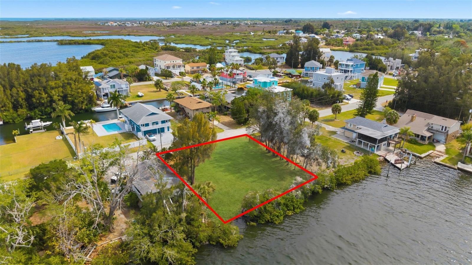 6646 SEAVIEW BLVD, HUDSON, FL, 34667